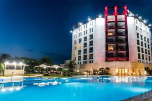 a picture of the seasonal outdoor pool at the Double Tree Hilton hotel in Olbia Sardinia