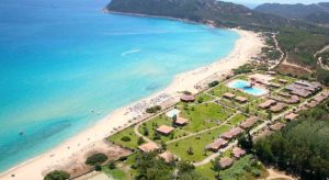 An aerial view of Hotel Garden Beach.