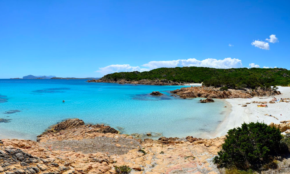 a picture of spiaggia del principe in cala di volpe sardinia