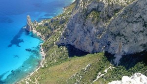 a picture of pedra longa beach, sardinia.