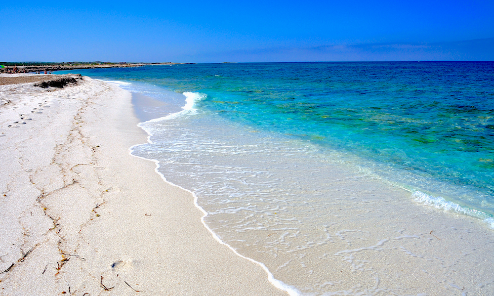 a picture of Spiaggia di Mari Ermi in Oristano west Sardinia