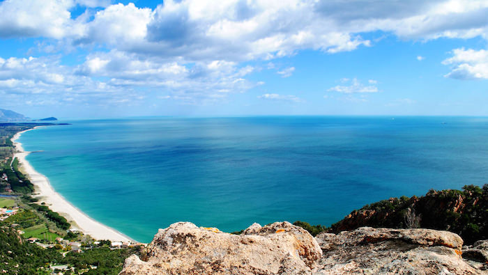 a picture of cardedu beach