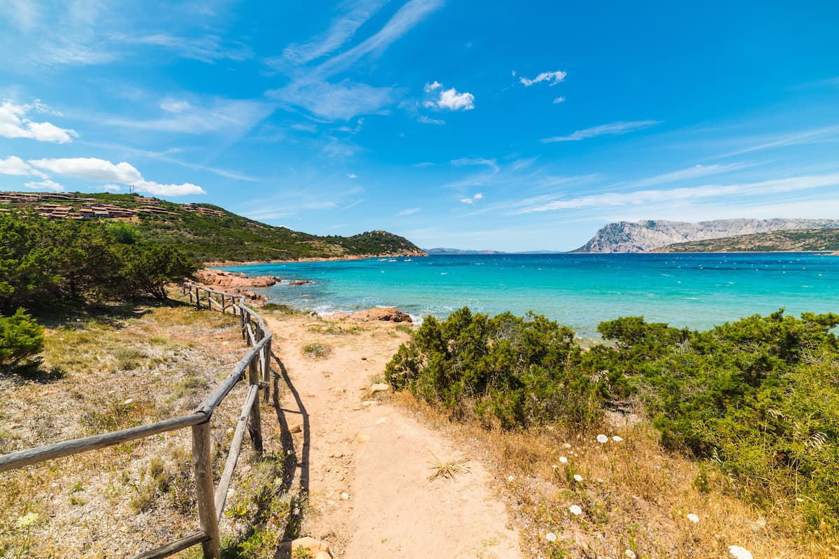 Spiaggia la Salinedda, Capo Coda Cavallo, Sardinia.